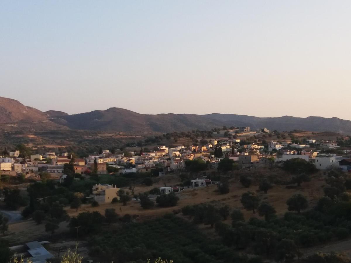 Sivas Apartments-Studios,Sigelakis With Very Nice View エクステリア 写真