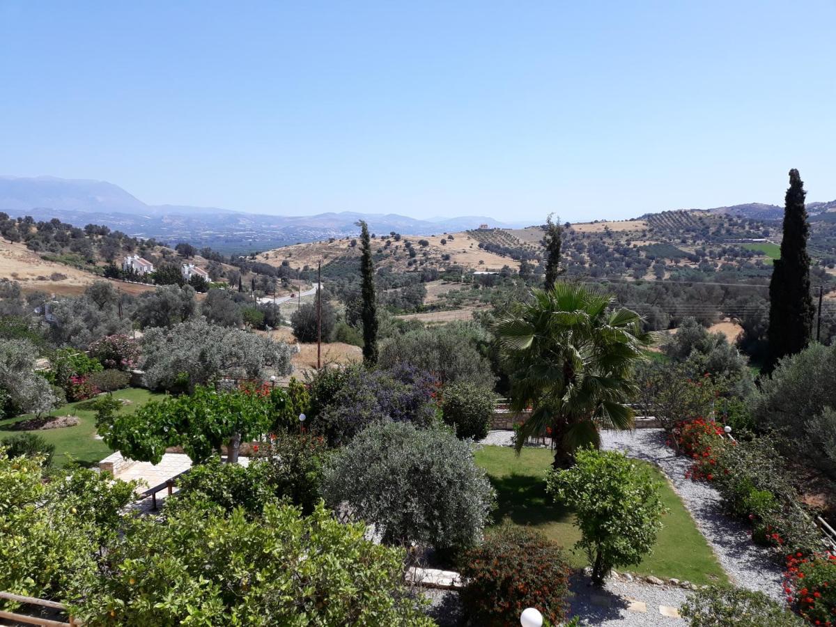 Sivas Apartments-Studios,Sigelakis With Very Nice View エクステリア 写真