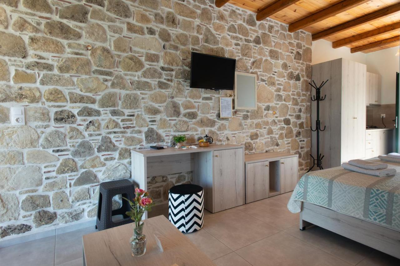 Sivas Apartments-Studios,Sigelakis With Very Nice View エクステリア 写真