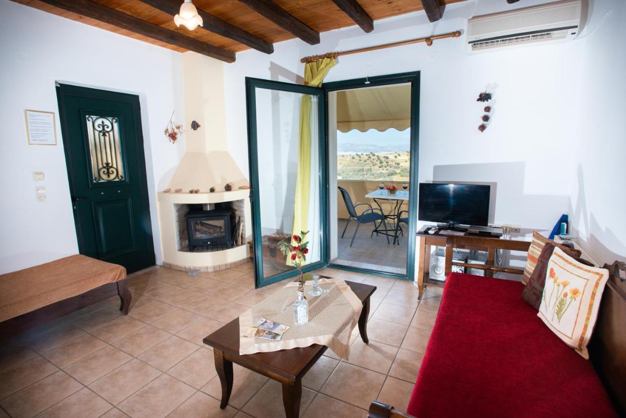 Sivas Apartments-Studios,Sigelakis With Very Nice View エクステリア 写真