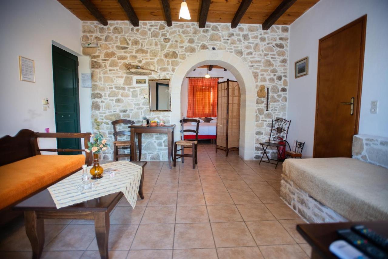Sivas Apartments-Studios,Sigelakis With Very Nice View エクステリア 写真